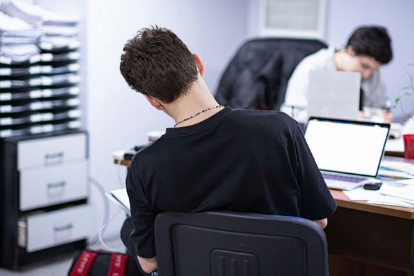 a man wondering what pillow do chiropractors recommend