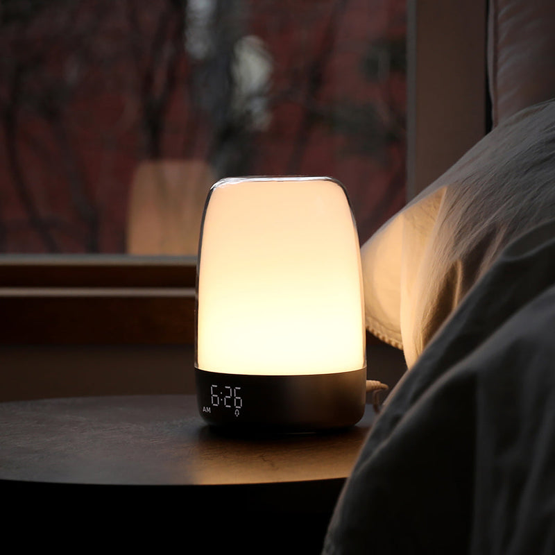 Sunrise alarm clock for a natural wake-up and peaceful sleep